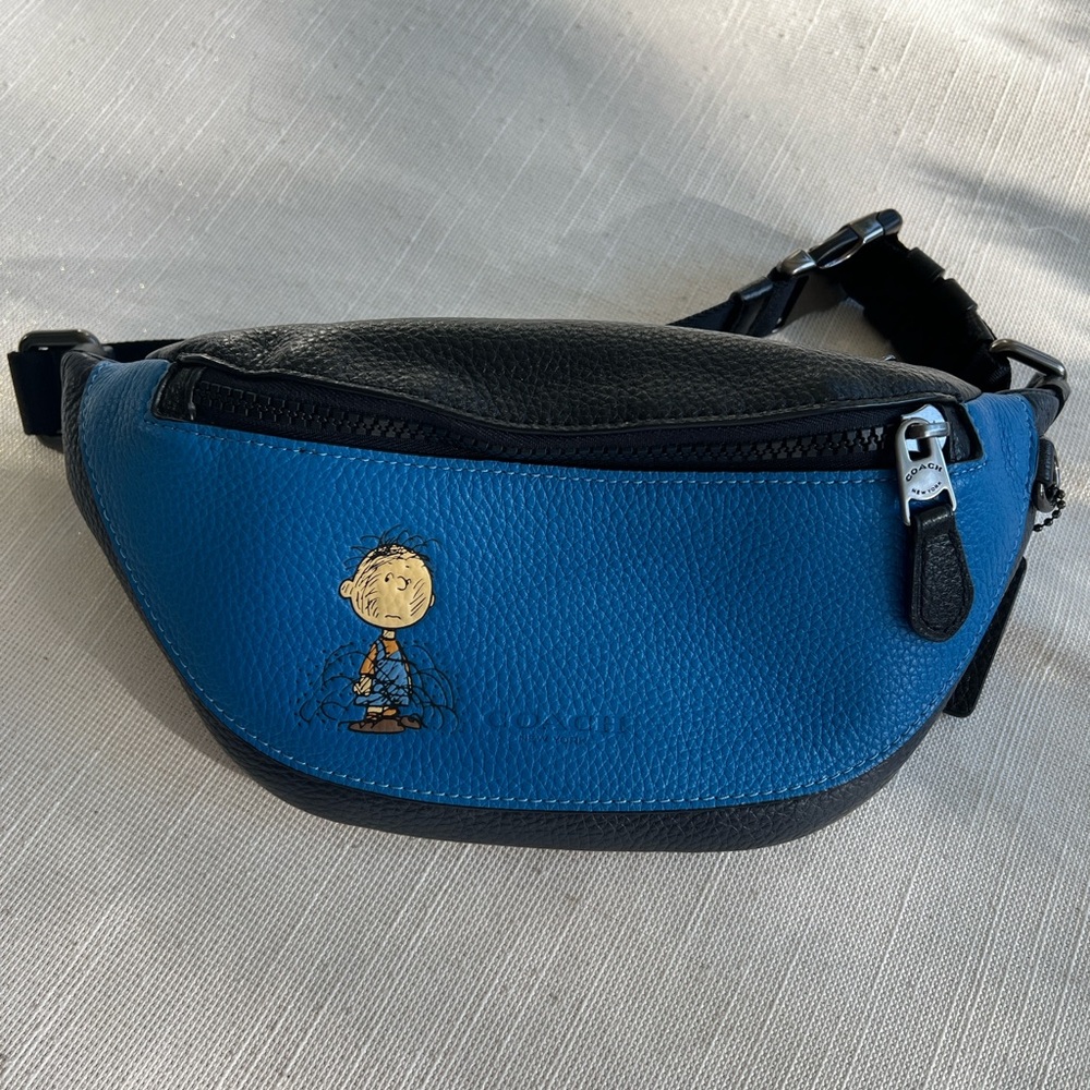 Coach X Peanuts Warren Mini Belt Bag With Charlie Brown Limited Edition